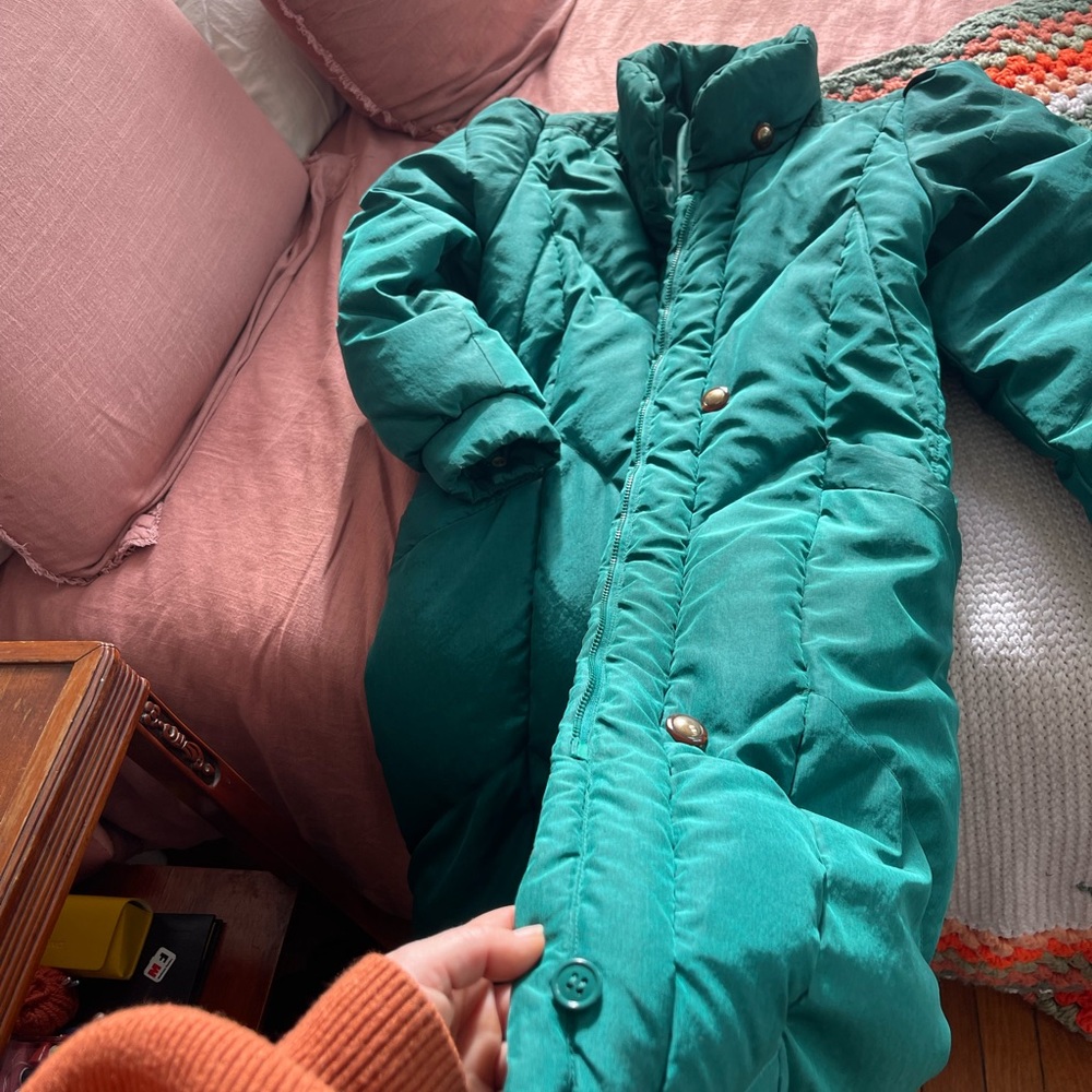 Beautiful teal Vintage j.gallery down jacket